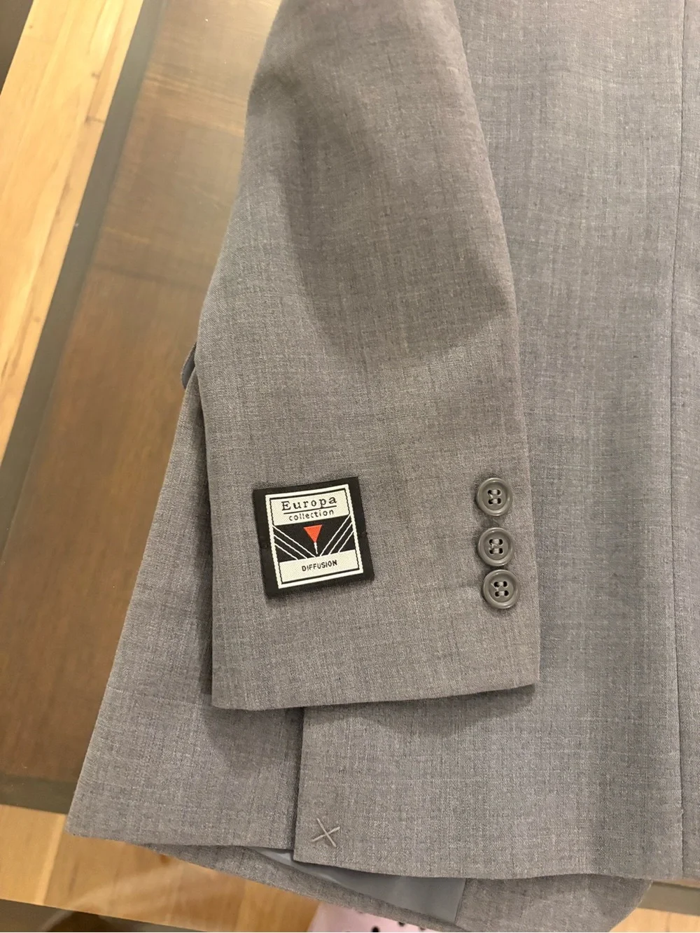 Classic Kids Gray Two-Piece Suit Set - Tailored Blazer & Trousers